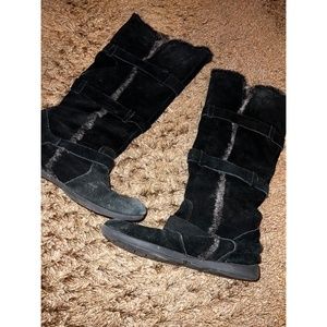 Black Furry Winter Boots